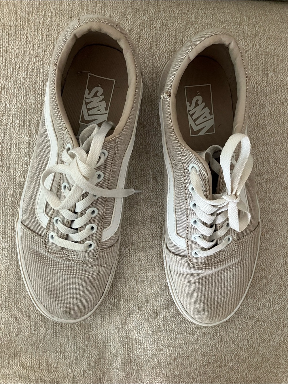 Vans Sneakers in Beige and White-size 9.5